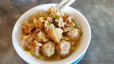 MIE BASO H DAYONG