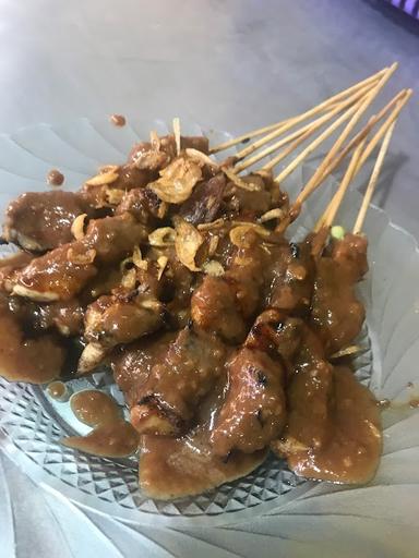 SATE BUNGSU HOLIS