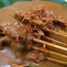 SATE PADANG PARIAMAN