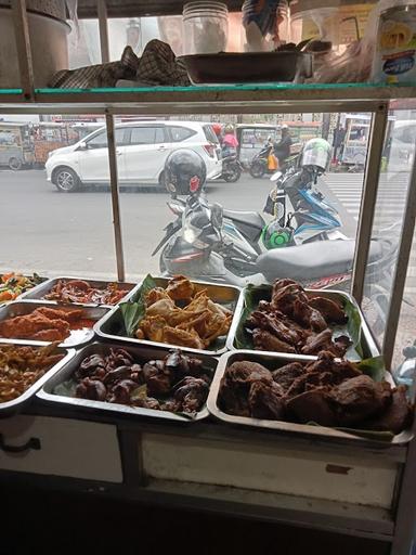 WARUNG NASI PASUNDAN