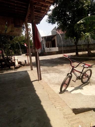 WARUNG SOTO BU NARTI SLAMET