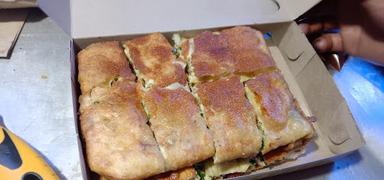 MARTABAK TOP AIZ