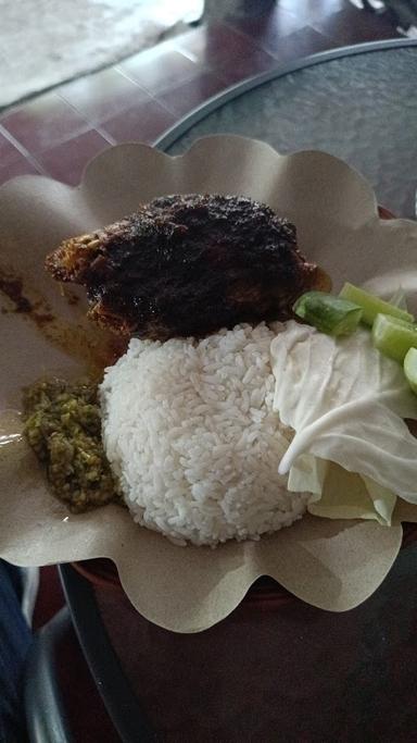 CAK FAUZI 1 ( NASI BEBEK BUMBU HITAM MADURA )