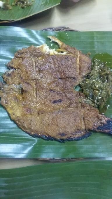 IKAN BAKAR BANG TEMMY