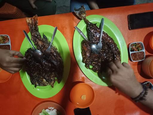 IKAN BAKAR PERTELON 3