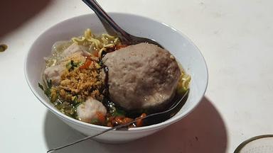 MIE BASO & BASO MERCON KOKI PAPI