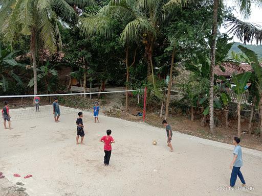 LAPANGAN VOLLY KP. PALUPUY