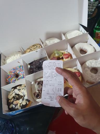 DONATSU - DONAT SUSU UJUNG BERUNG