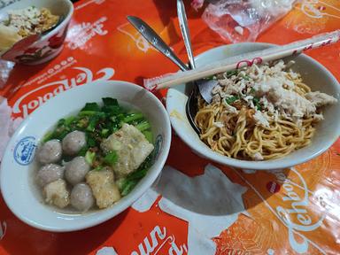 MAS MIN NOODLE SHOP