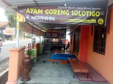 AYAM GORENG SOLOTIGO