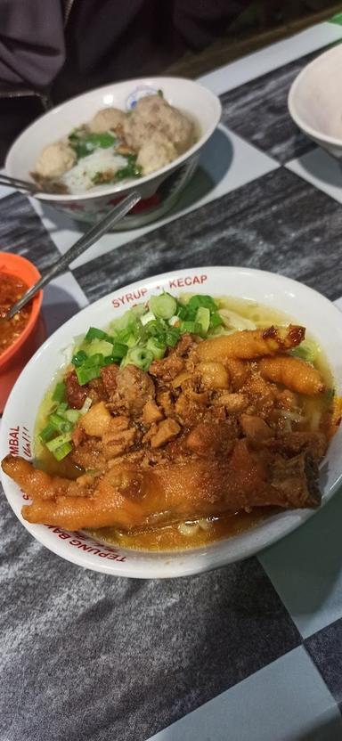 MAS BUDI MIE AYAM & BAKSO