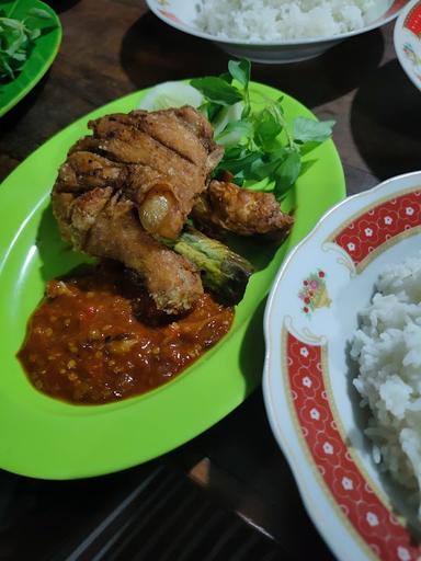 PECEL LELE LAMONGAN