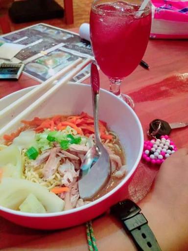 PAWON RAMEN