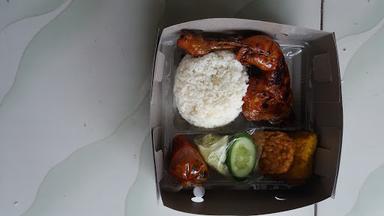 EL BADAR CATRING AYAM BAKAR BUMBU BALI & BEBEK BALI