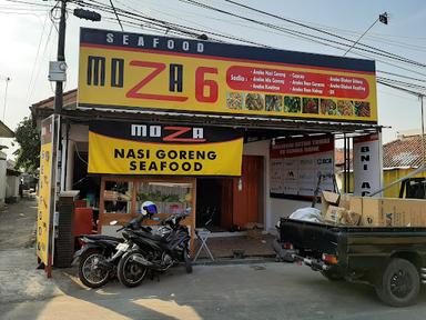 MOZA SEAFOOD TEGALGUBUG