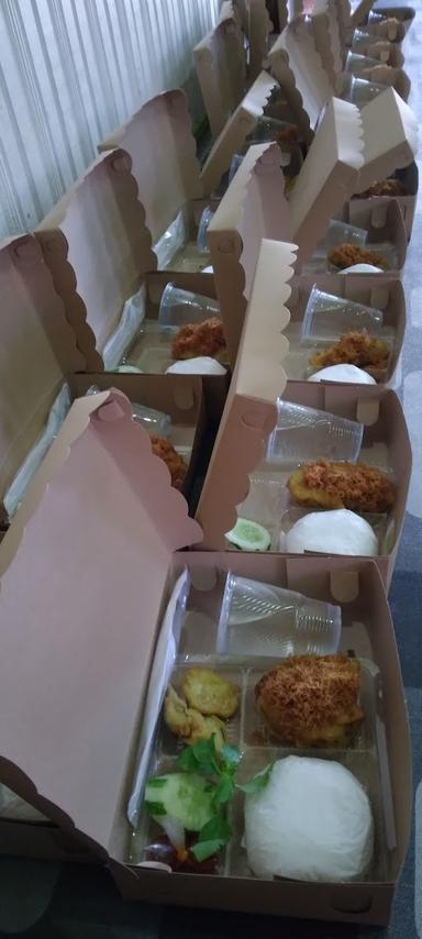 AYAM KREMES SABILAL PASAR JATI