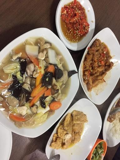 BINTANG SEAFOOD LANJAR SARI