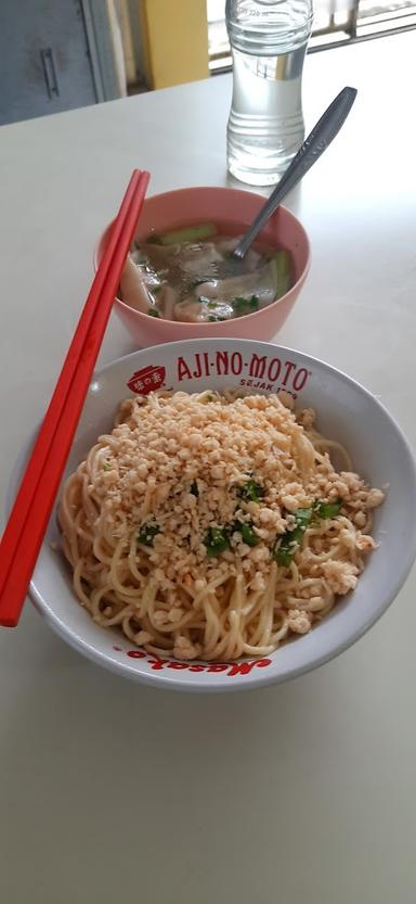 RM MIE BASO ENCEK