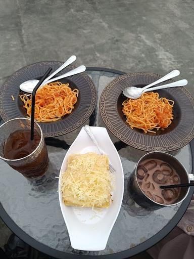 WARKOP 2 LANTAI BANDUNG