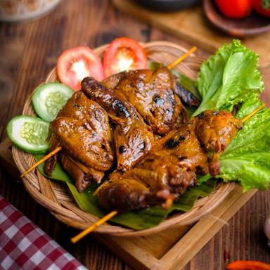 AYAM BAKAR MADU ONTOHOD 2 JAGONYA AYAM BAKAR MADU PASIRKOJA