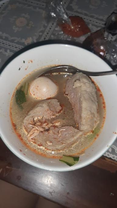 BASO BERANAK & MIE AYAM