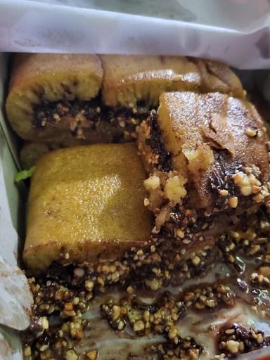 MARTABAK NIKMAT CIBADAK