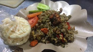 NASI GORENG PEDAS SAMBAL JAMBAL MAS KERSO