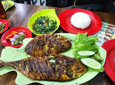 PANTURA SEAFOOD & IKAN BAKAR