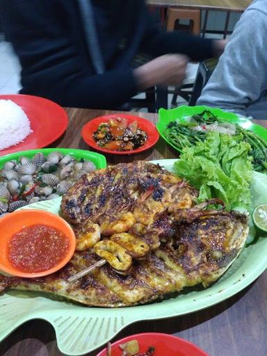 PANTURA SEAFOOD & IKAN BAKAR