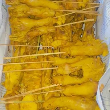 SATE DAN AYAM BAKAR KARIMAH RASA