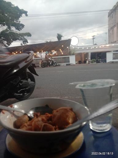 BAKSO JEMBES