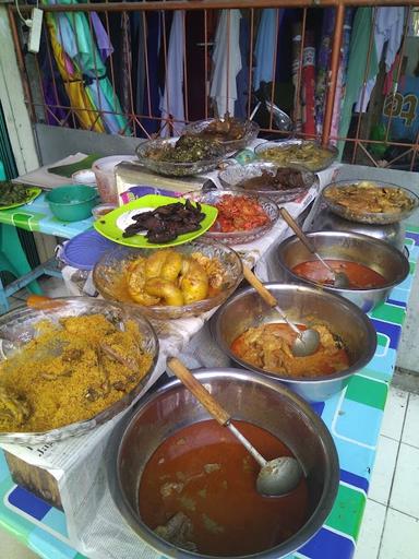 NASI KAPAU DESSI DAN AMPERA OM JOEL