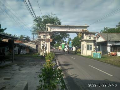 RUMAH MAKAN PADANG MEGA