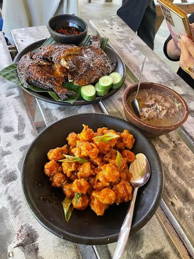 RUMAH MAKAN SAUNG KAPROK