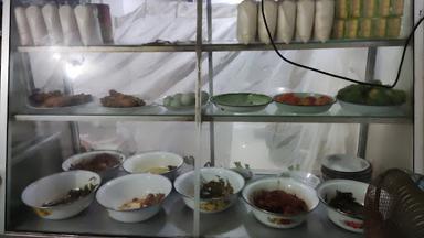 WARUNG MAKAN BU SRI