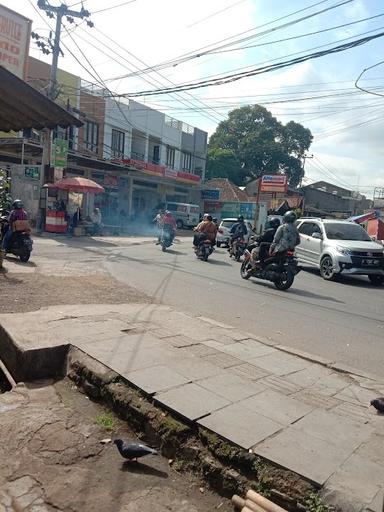 TOKO PENGKOLAN