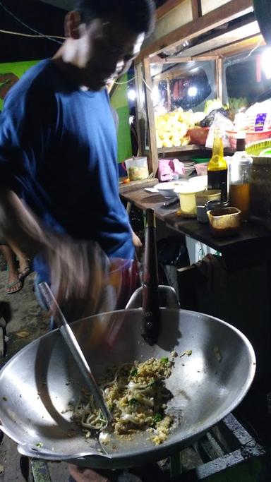 NASI GORENG GILA SURYANI