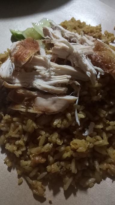 NASI GORENG PENGLARIS PAK SAM