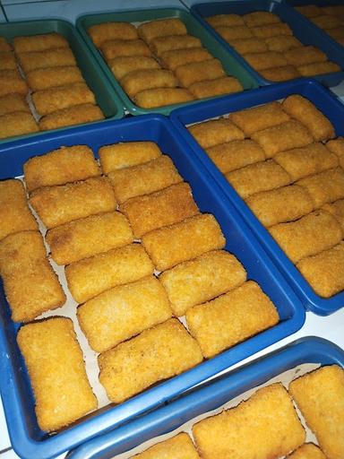 RISOLES TEH NENENG