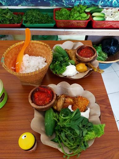 SAMBEL MENTAH DADAKAN WARUNG BERKAH