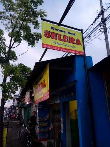 WARUNG NASI SELERA