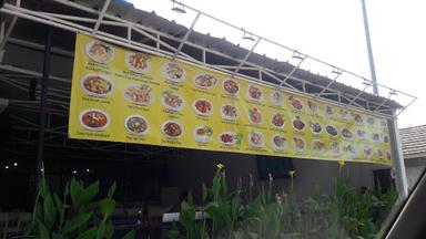 SAUNG LAGUNA MASAKAN SUNDA & CHINESE FOOD