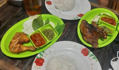 AYAM PENYET SAMBAL IJO CITARINGGUL