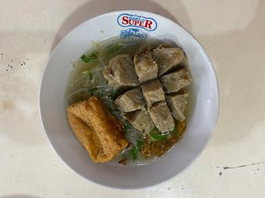 BAKSO MOMO