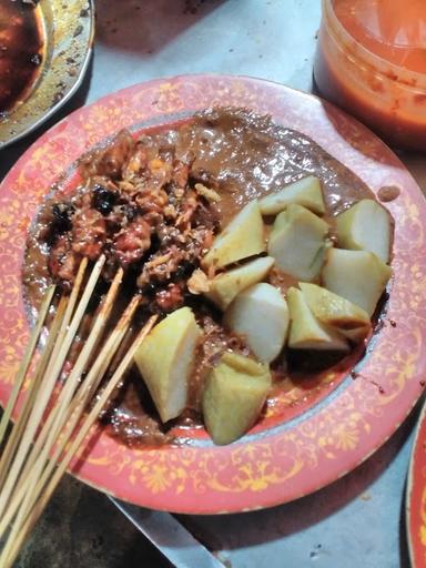 WARUNG SATE MADURA BANCEUY