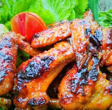 IKAN BAKAR BANDUNG JUARA