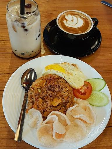 ALPHONS CAFE BY KOPI DARI HATI