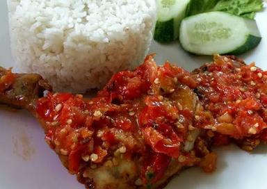 AYAM PENYET BANYUMAS