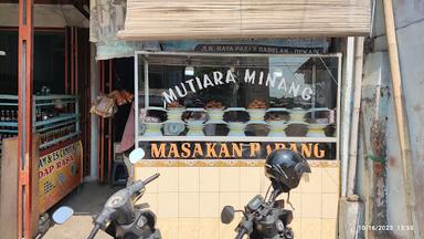 RUMAH MAKAN MUTIARA MINANG