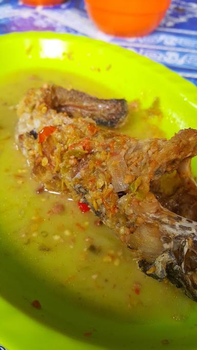 RUMAH MAKAN SAYUR GABUS PUCUNG BAPAK NIJAR